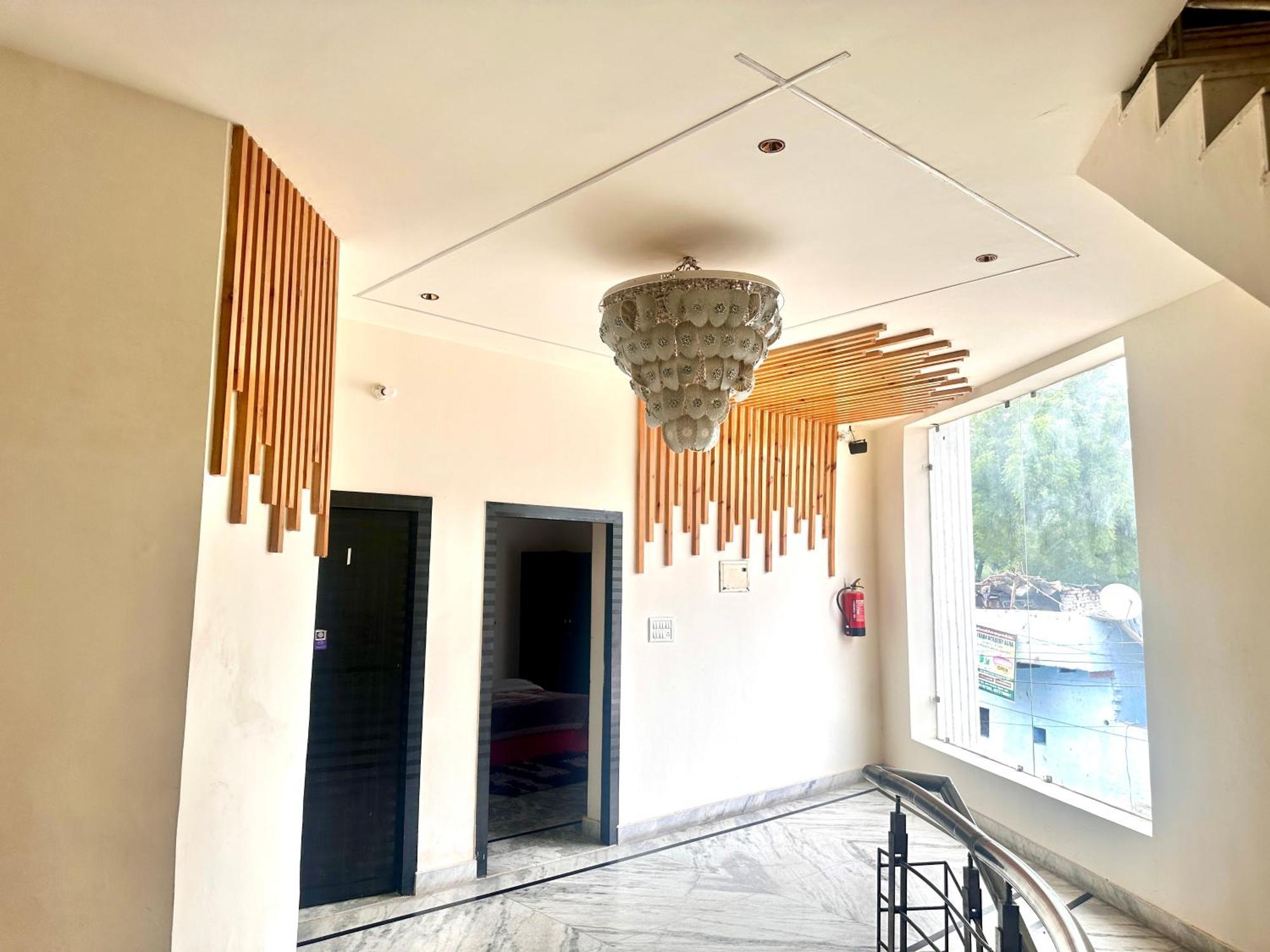 آغْرا Taj Castle A Boutique Homestay المظهر الخارجي الصورة