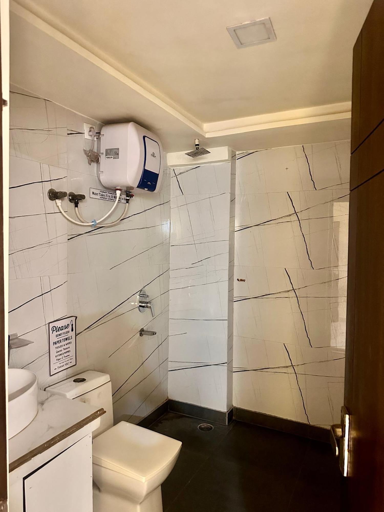 آغْرا Taj Castle A Boutique Homestay المظهر الخارجي الصورة