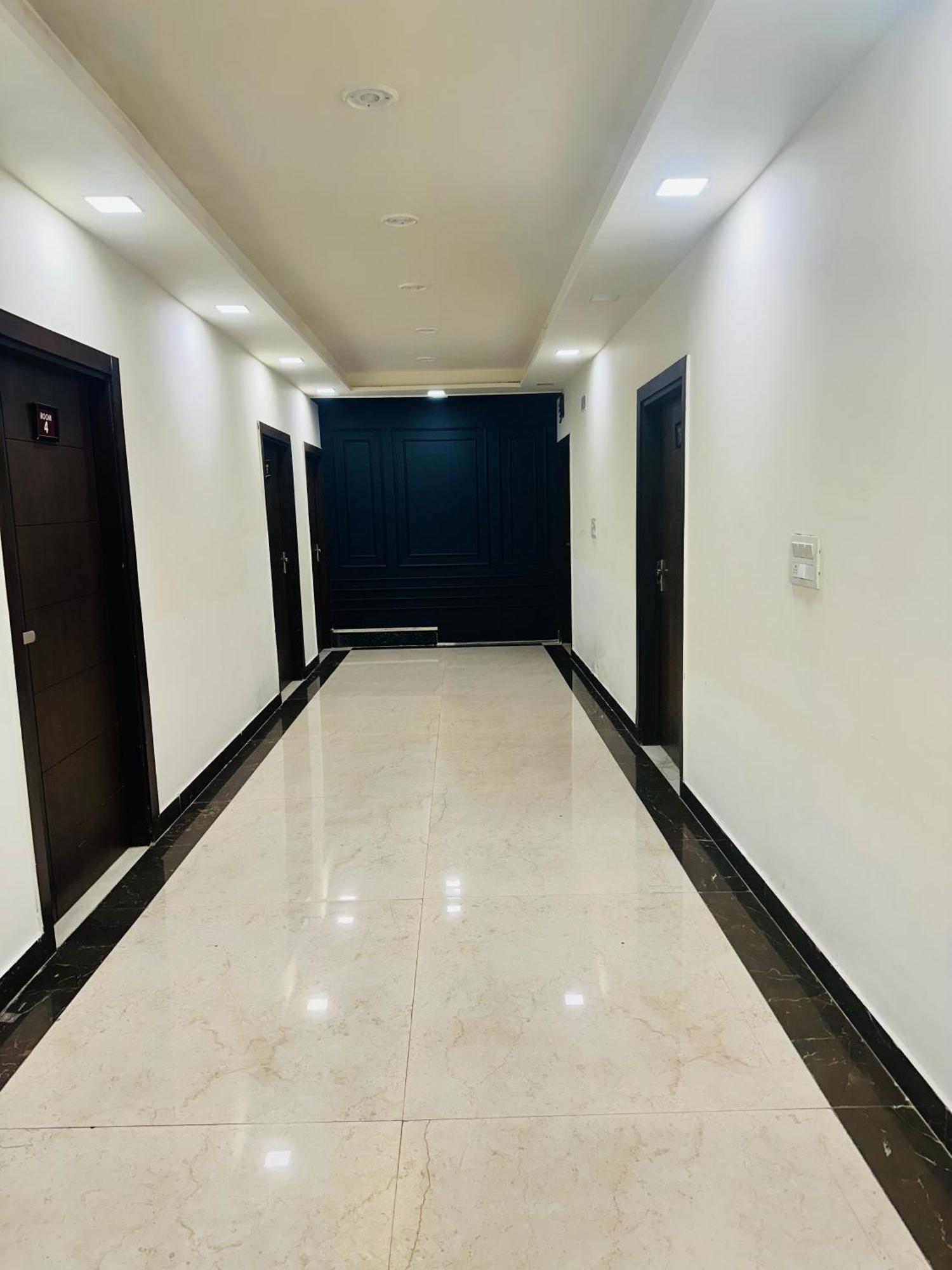 آغْرا Taj Castle A Boutique Homestay المظهر الخارجي الصورة